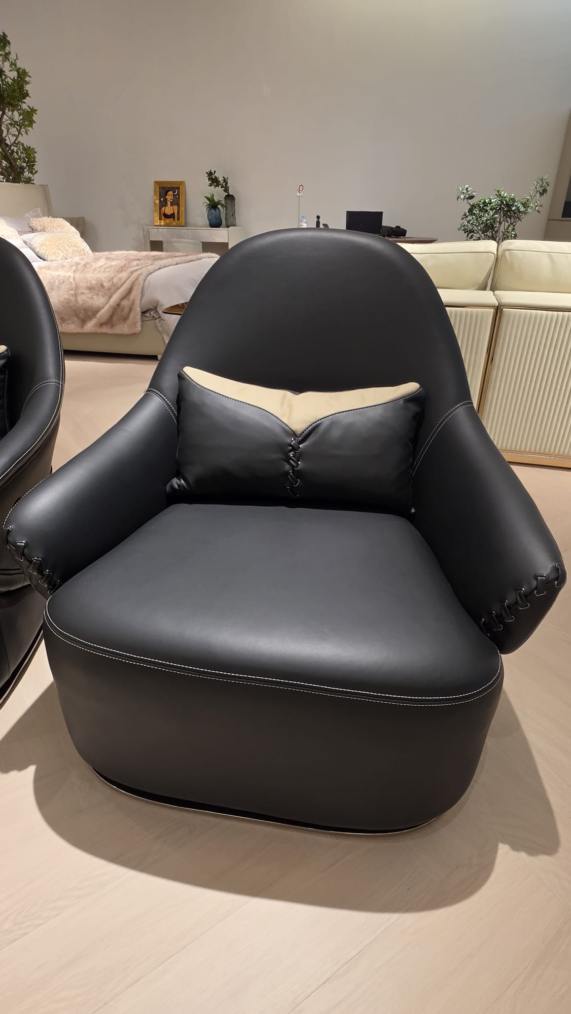 The Marquis Tailored Leather Lounge Chair